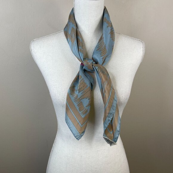 Vintage Bill Blass Womens Floral Silk Scarf 28" Muted Elegant Old Money Heritage - Picture 5 of 10